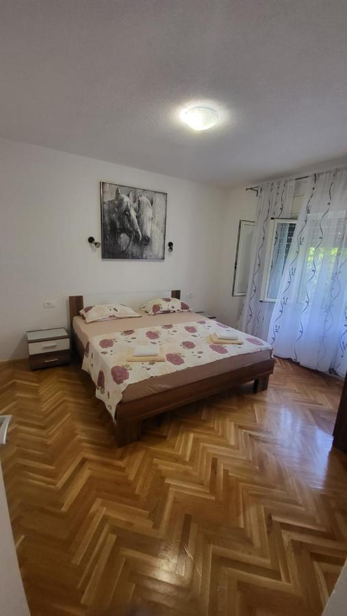 Apartmani Matea Трогир Экстерьер фото